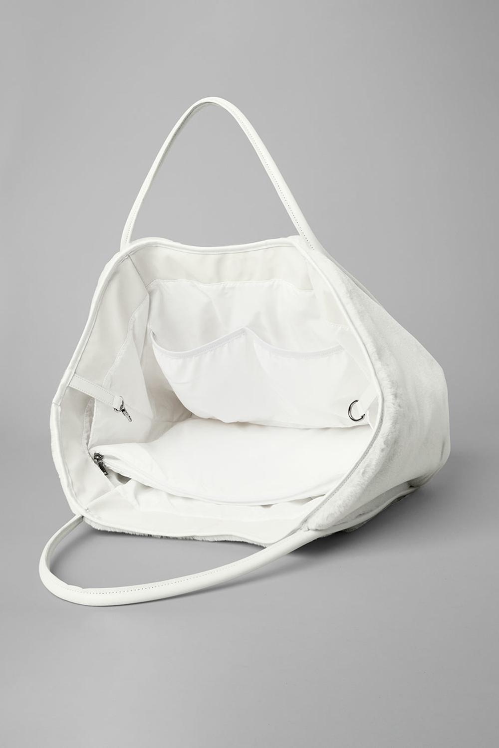 Bolso Tote Alo Yoga Faux Fur Mujer Ivory | Chile  58760-LVWU