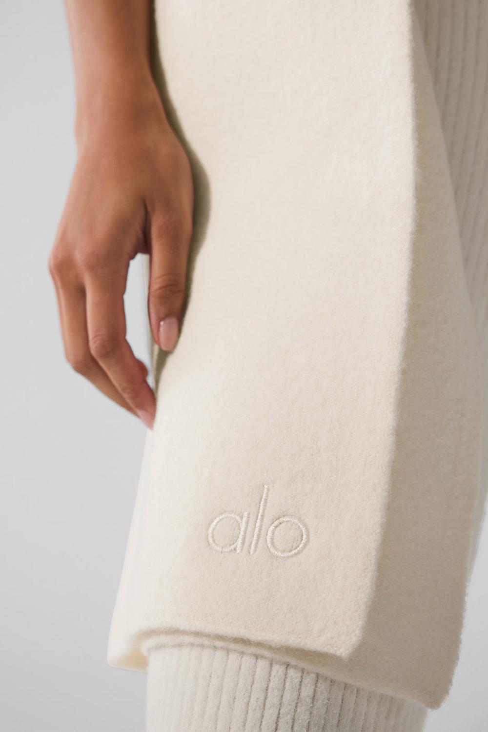 Bufanda Alo Yoga Merino Wool Oversized Mujer Ivory | Chile  71043-MIVF