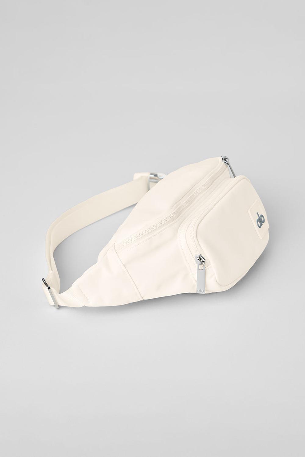 Bum Bags Alo Yoga Explorer Fanny Pack Mujer Ivory | Chile  74190-JAPZ