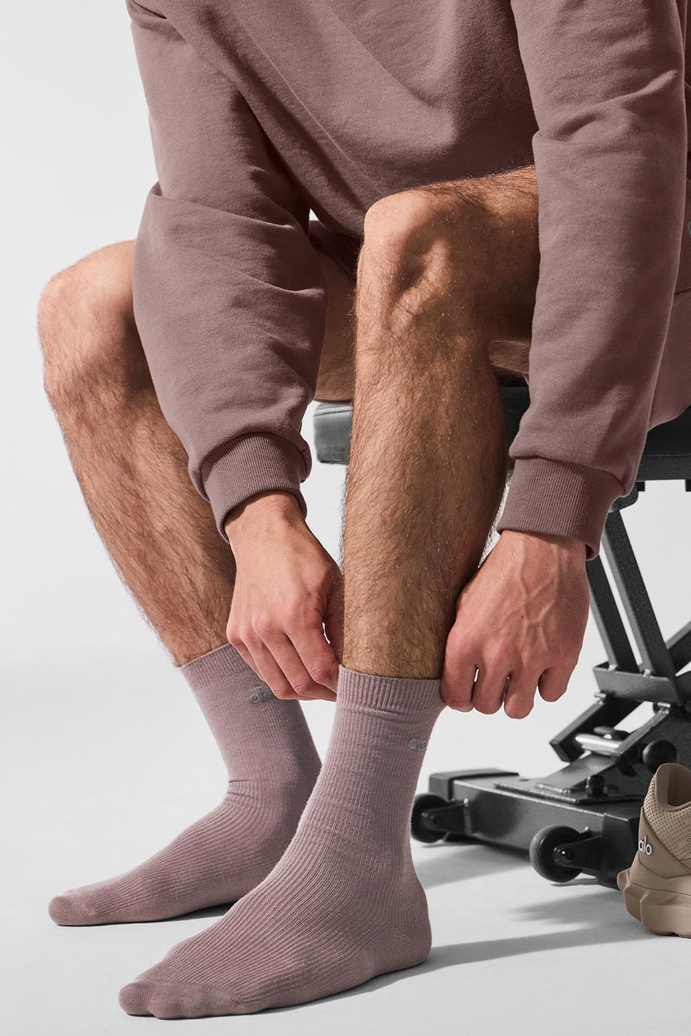 Calcetines Alo Yoga Unisex Half-Crew Understated Hombre Mushroom | Chile  41392-YMCX
