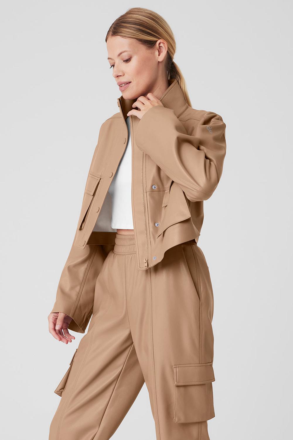 Chaquetas Alo Yoga Faux Leather Power Hour Mujer Toasted Almond | Chile  86234-TWAD