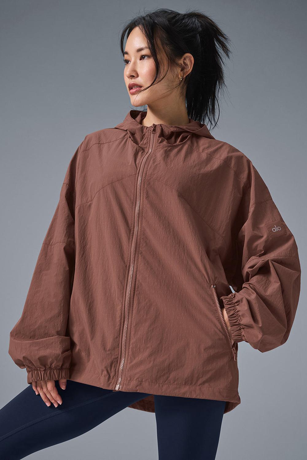 Chaquetas Alo Yoga Vantage Nylon Ripstop Track Mujer Chestnut | Chile  56094-XUPQ