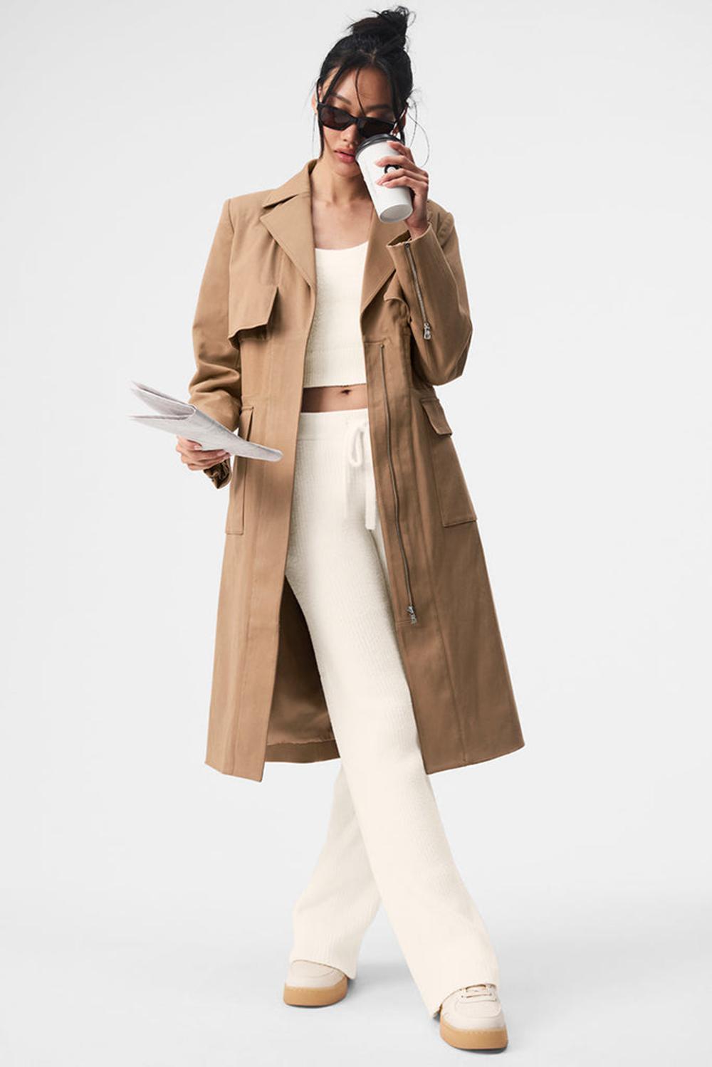 Gabardina Alo Yoga Formation Mujer Toasted Almond | Chile  28951-TFOM