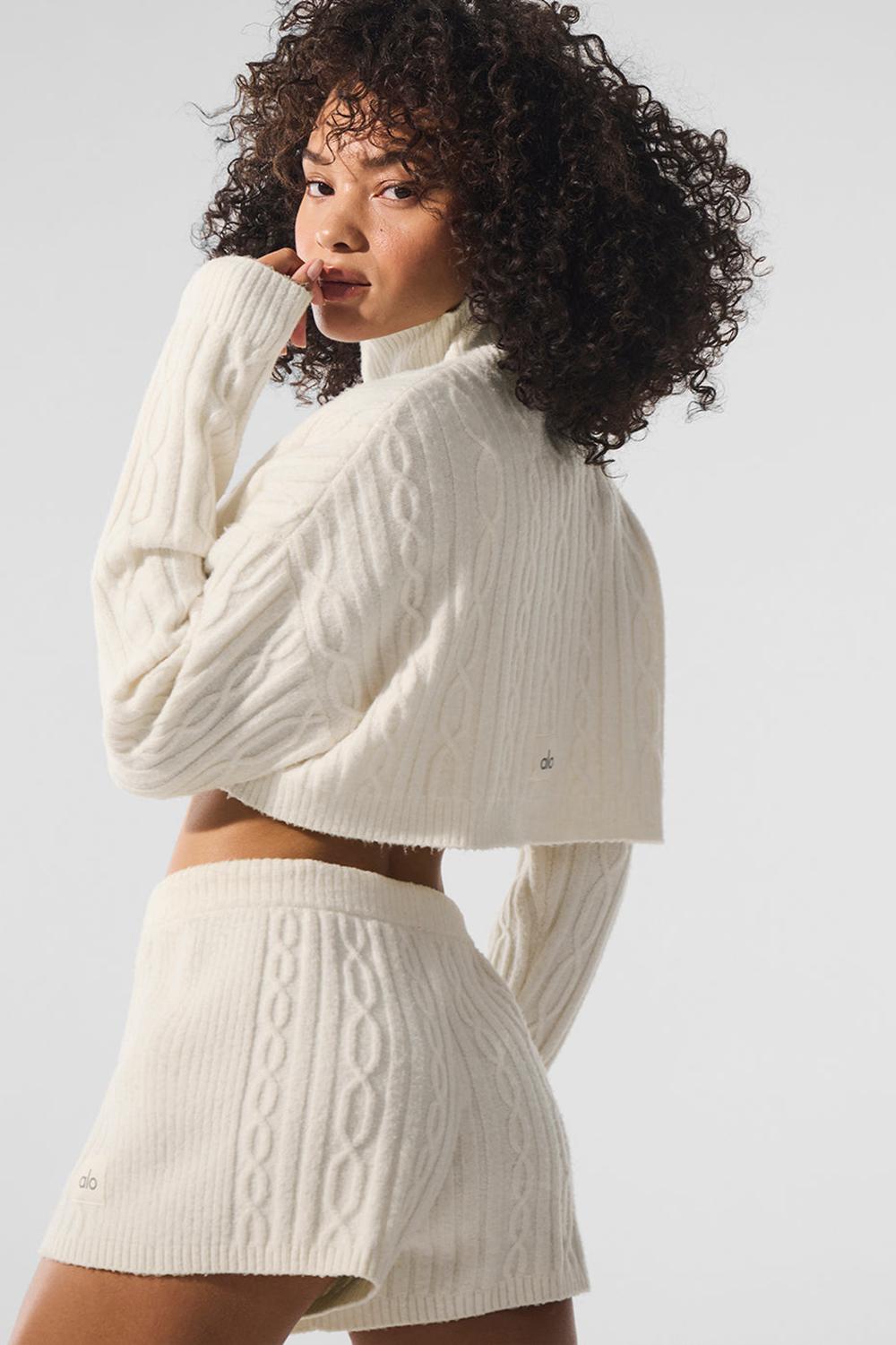 Manga Larga Alo Yoga Cable Knit Cropped Winter Bliss Turtleneck Mujer Ivory | Chile  79231-XMYO