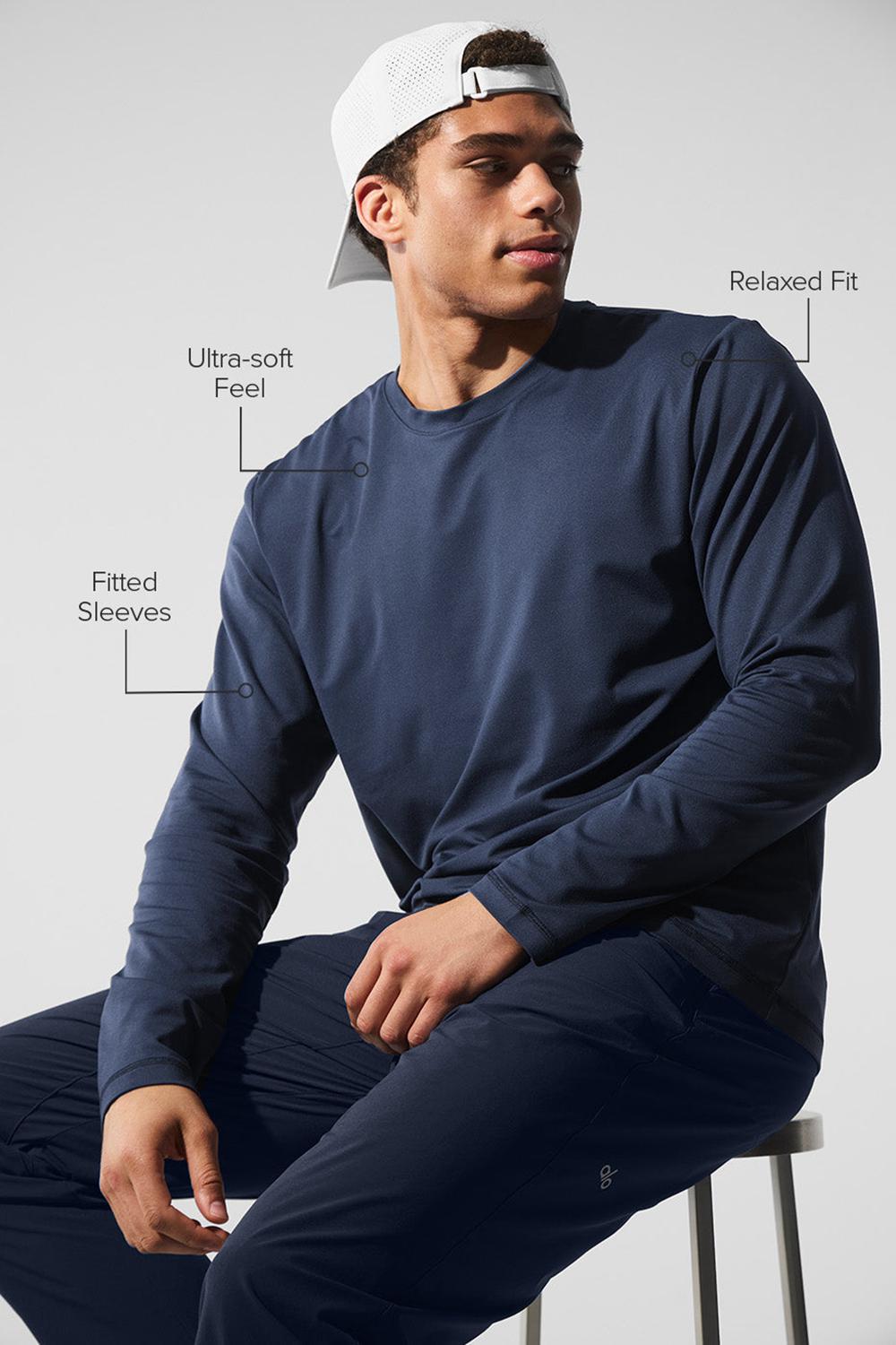 Manga Larga Alo Yoga Conquer Reform Crewneck Hombre Azul Marino | Chile  93705-HJCV