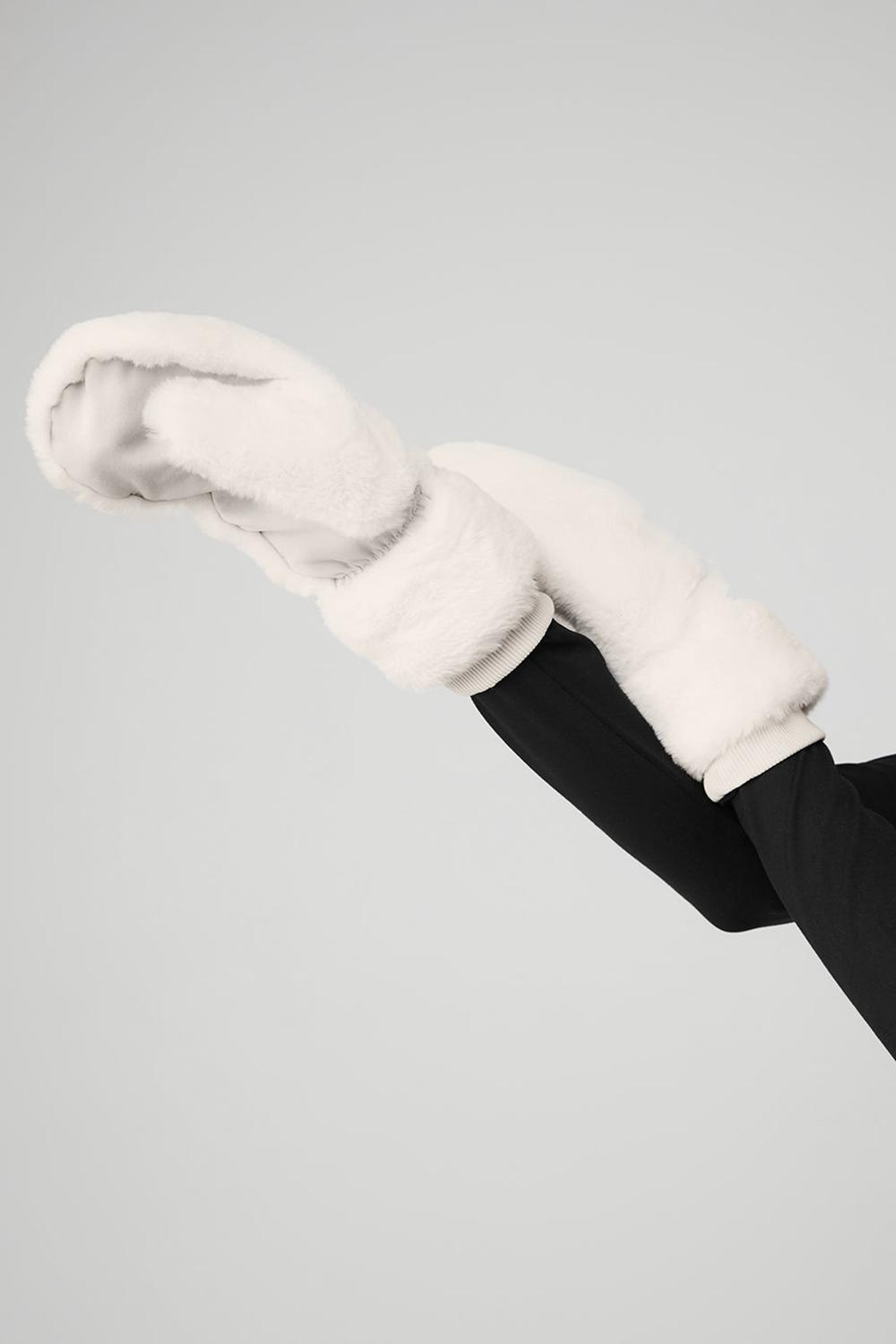 Mitones Alo Yoga Faux Fur Mujer Ivory | Chile  43981-PBAO