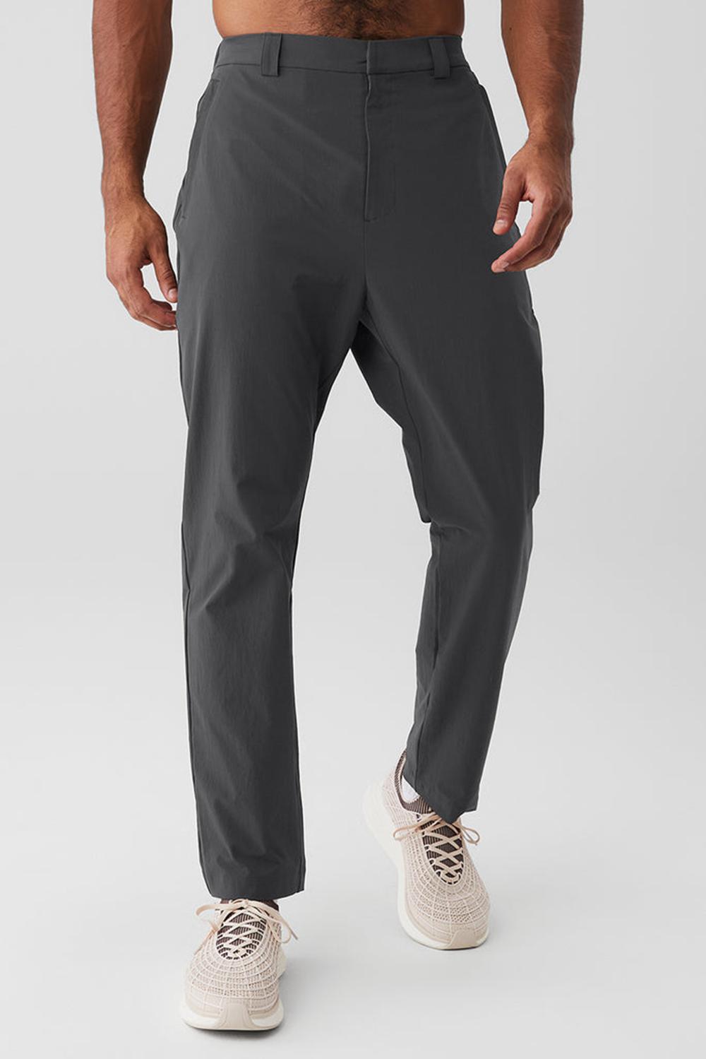 Pantalon Alo Yoga Co-Op Cropped Tech Hombre Anthracite | Chile  13960-CWJR
