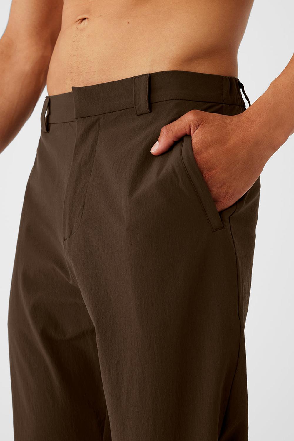 Pantalon Alo Yoga Co-Op Cropped Tech Hombre Espresso | Chile  60457-JWXC