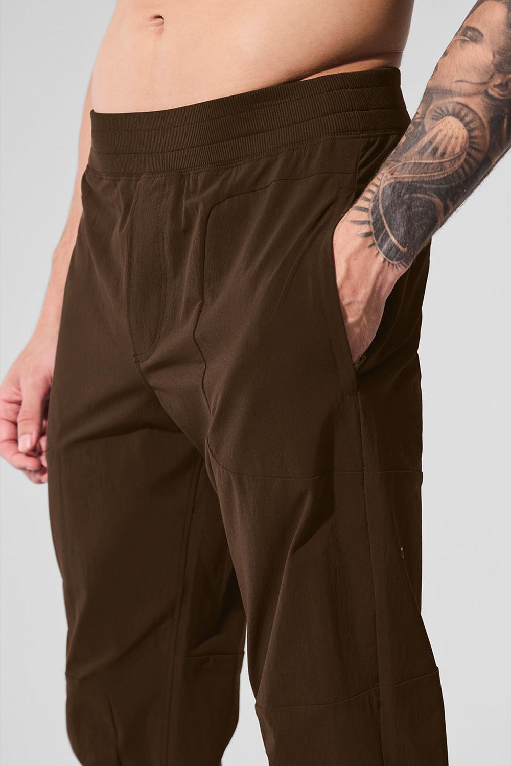 Pantalon Alo Yoga Co-Op Hombre Espresso | Chile  32167-XNKA
