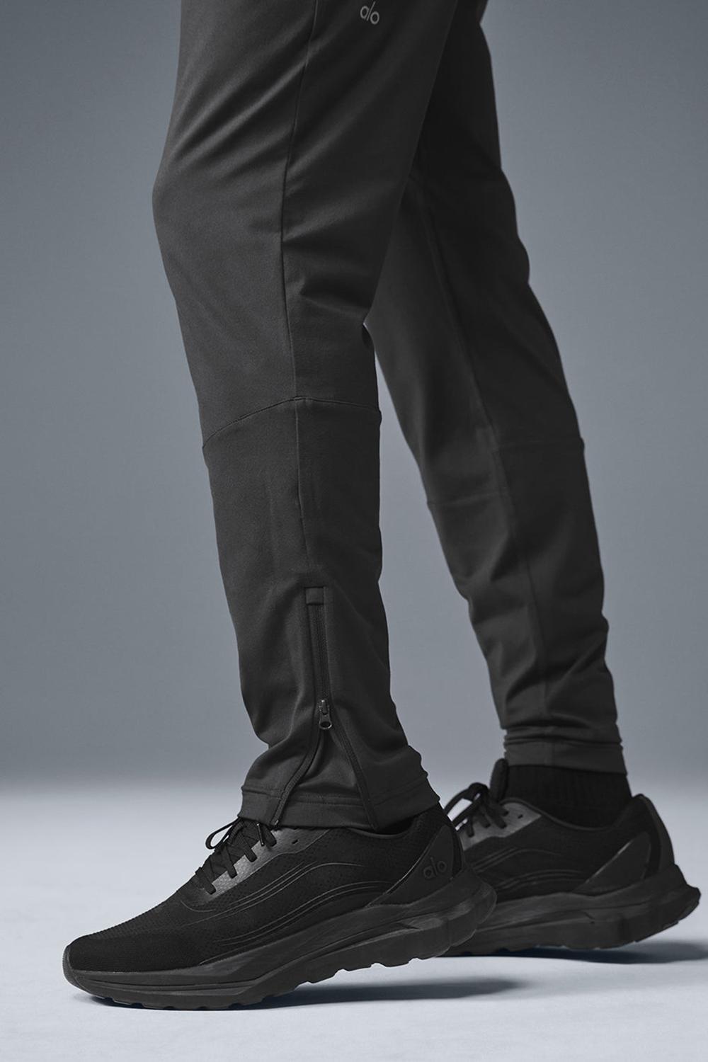 Pantalon Alo Yoga Conquer React Performance Hombre Anthracite | Chile  29401-YPWE