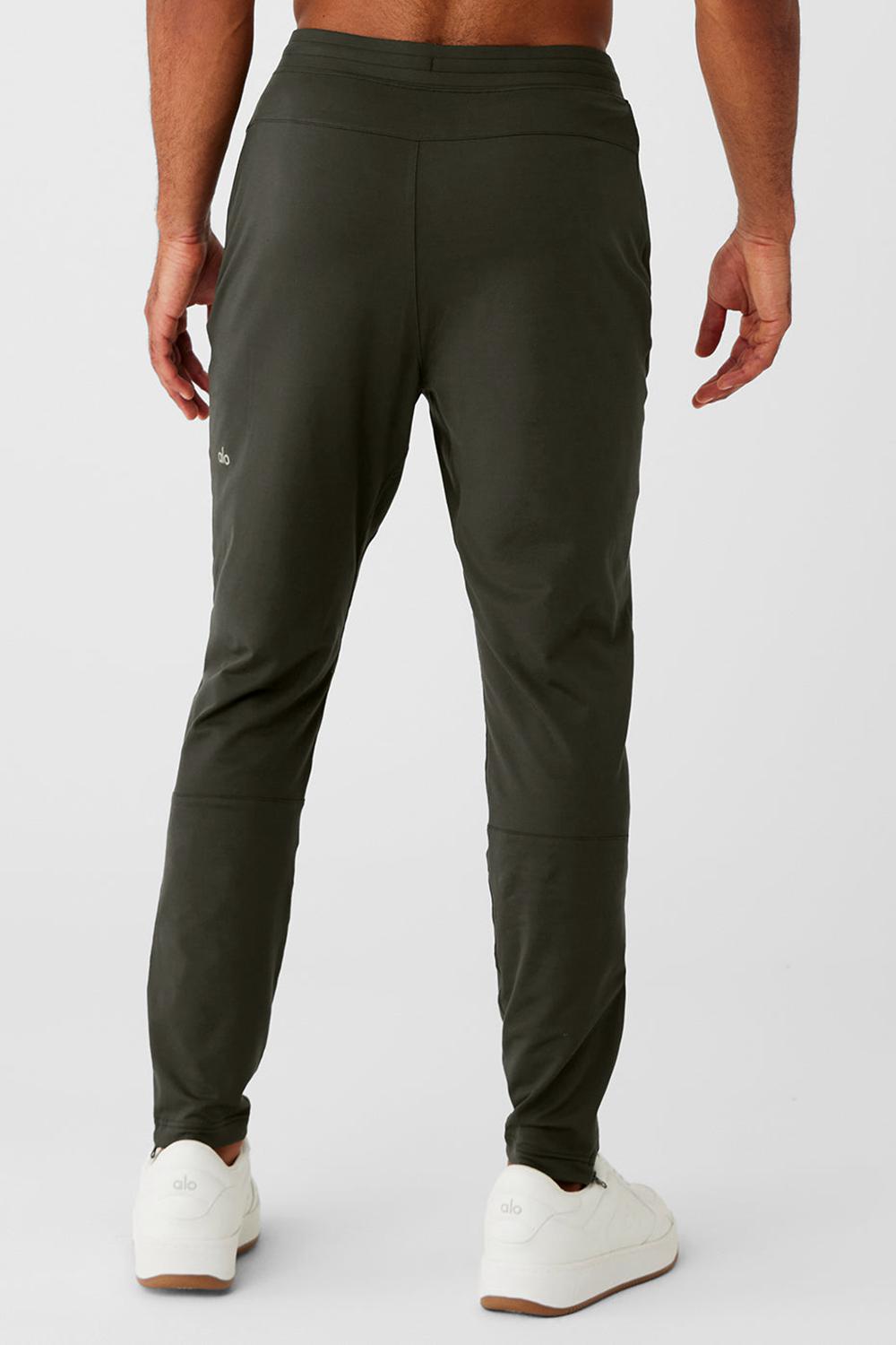 Pantalon Alo Yoga Conquer React Performance Hombre Verde | Chile  71852-LDOV