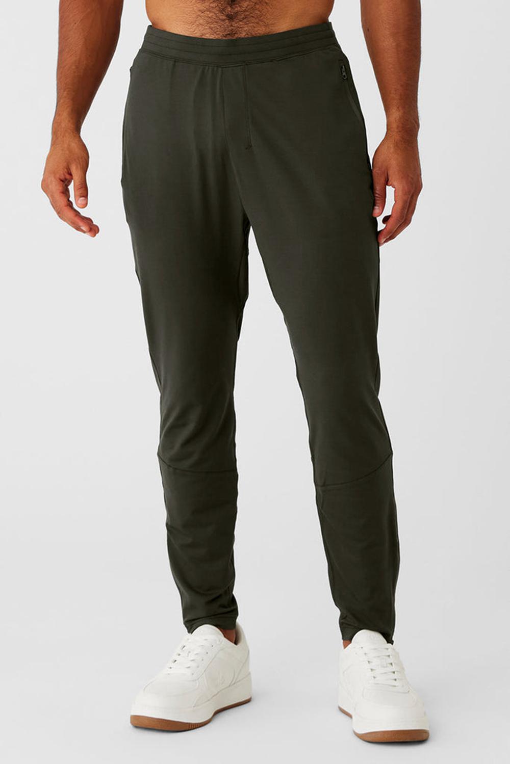 Pantalon Alo Yoga Conquer React Performance Hombre Verde | Chile  71852-LDOV