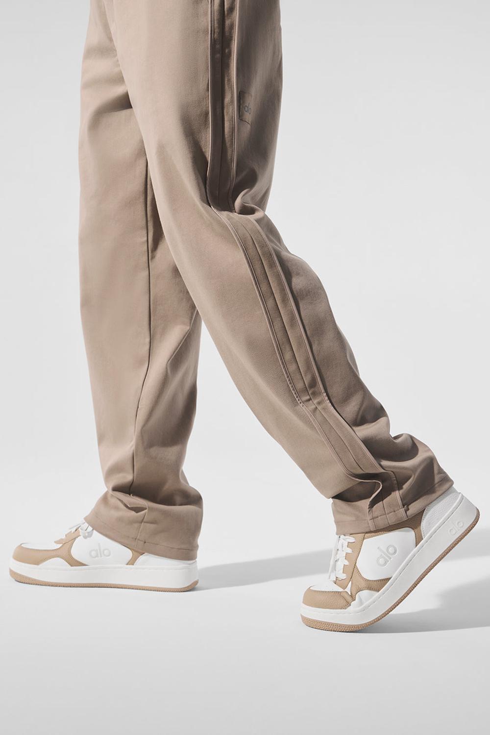Pantalon Alo Yoga Edition Sueded Straight Leg Hombre Gravel | Chile  83762-DPXV
