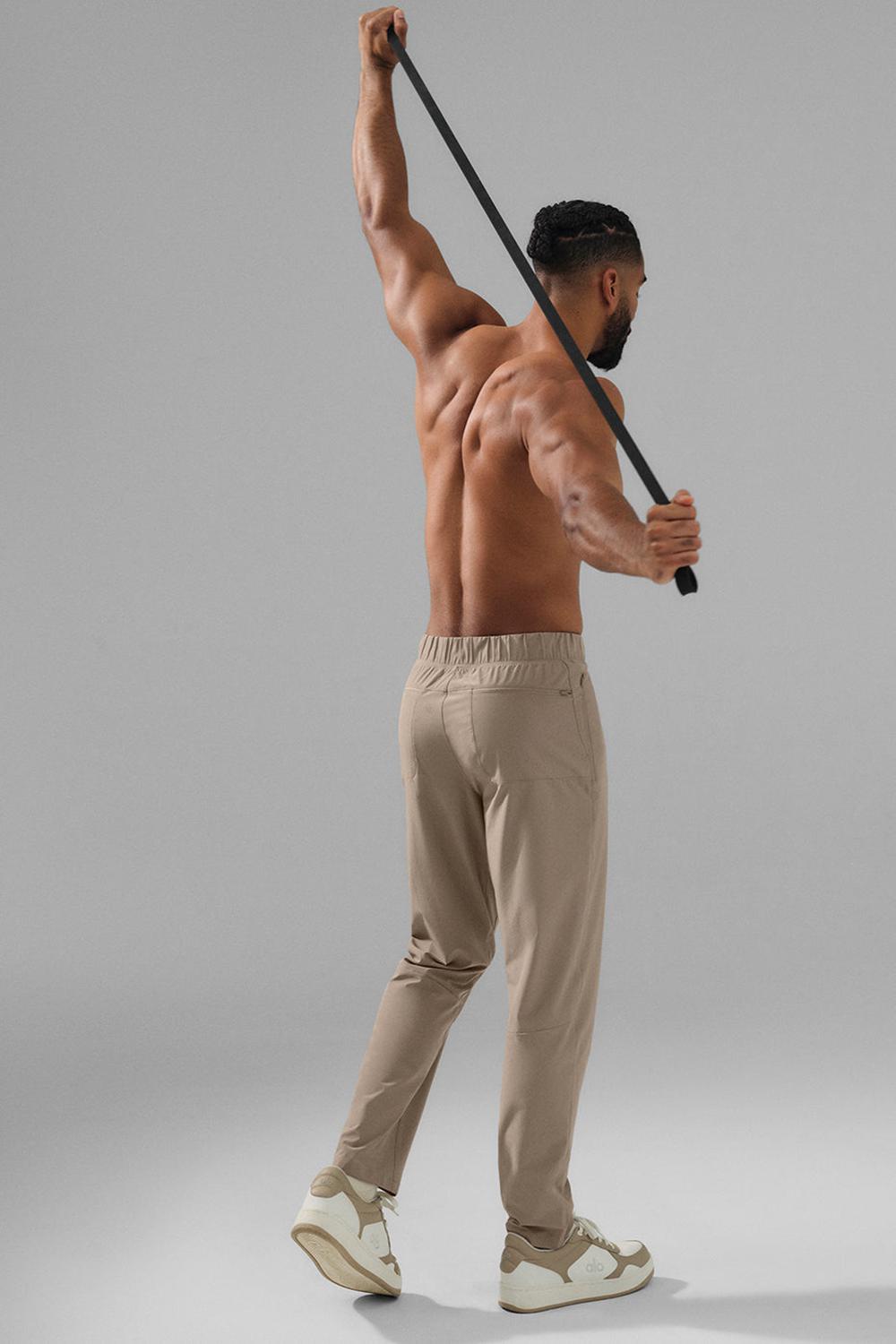 Pantalon Alo Yoga Repetition Hombre Gravel | Chile  42075-RUWP