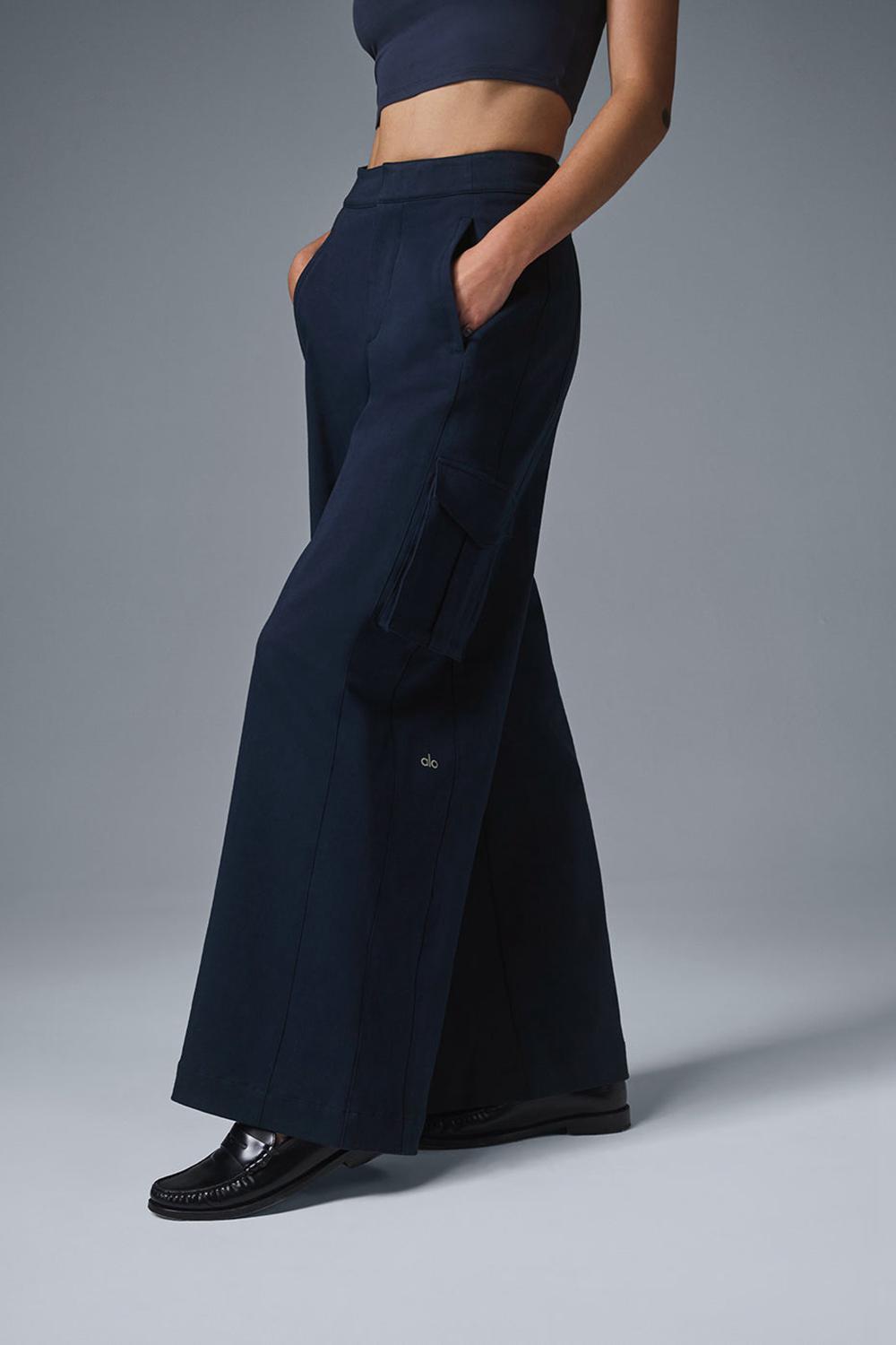 Pantalon Alo Yoga Show Off Cargo Wide Leg Mujer Azul Marino | Chile  16375-ULCO
