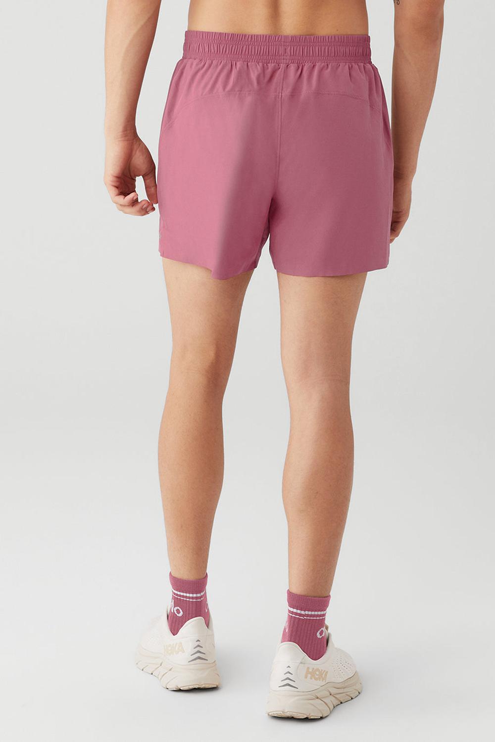 Short Alo Yoga 5'' Adapt Running Hombre Mars Clay | Chile  84713-WOTG