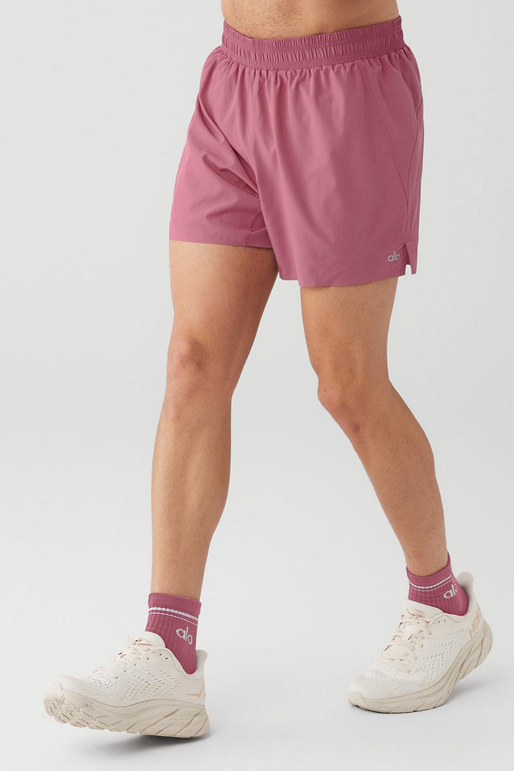 Short Alo Yoga 5'' Adapt Running Hombre Mars Clay | Chile  84713-WOTG