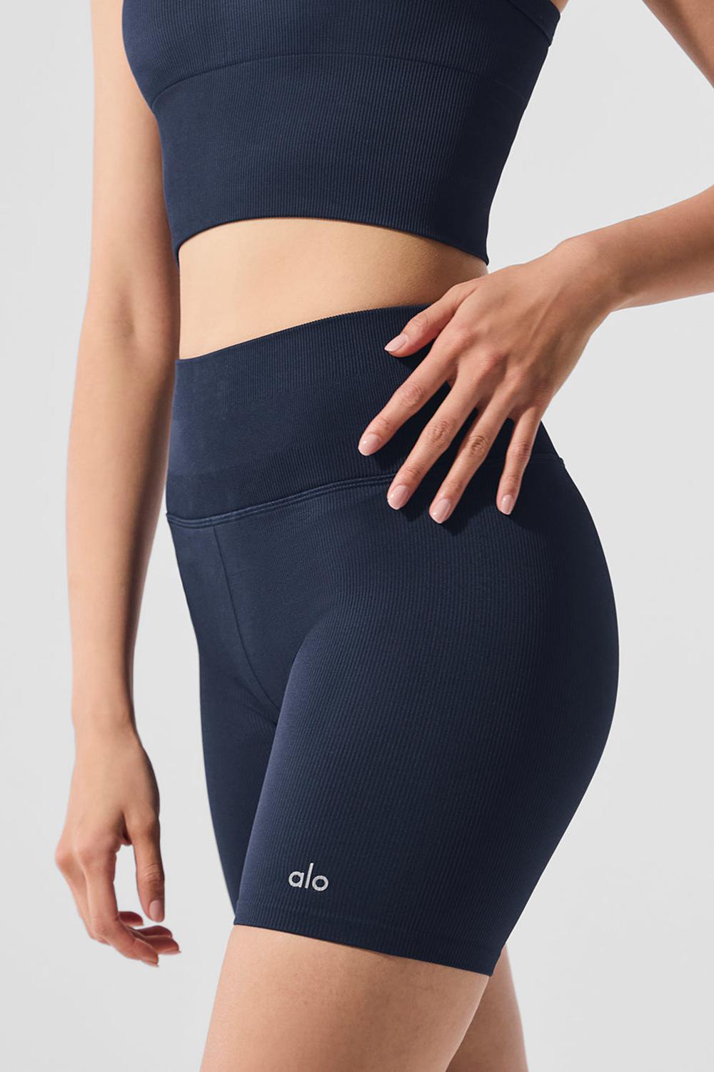 Short Alo Yoga 5