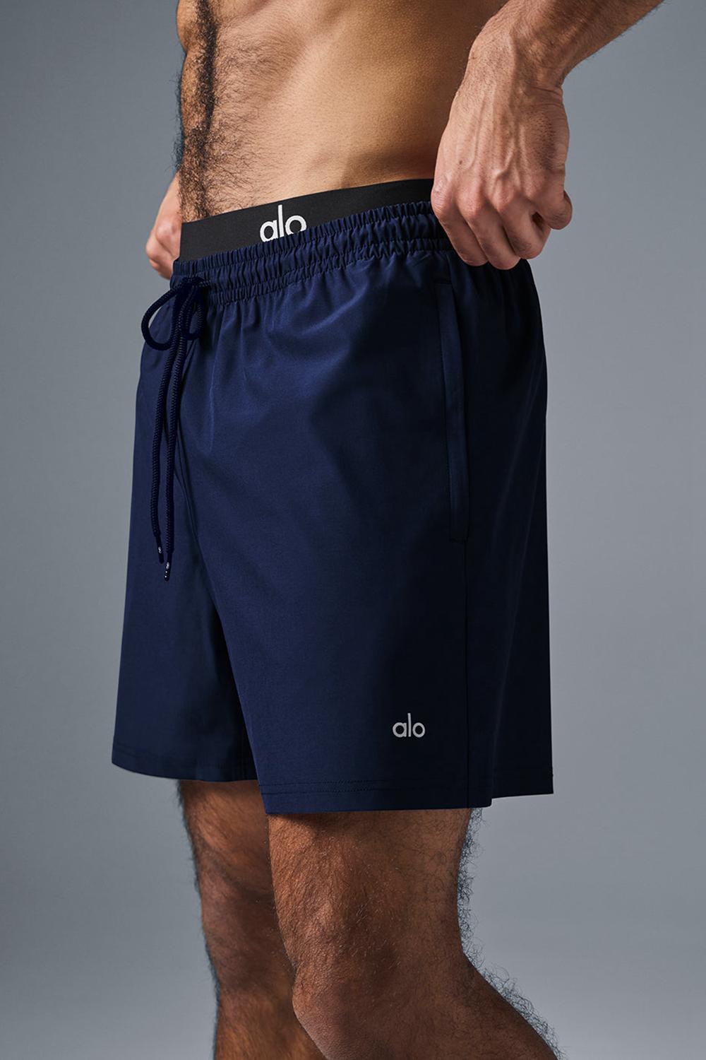 Short Alo Yoga 7