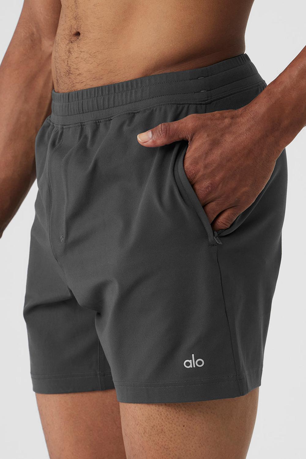 Short Alo Yoga 7