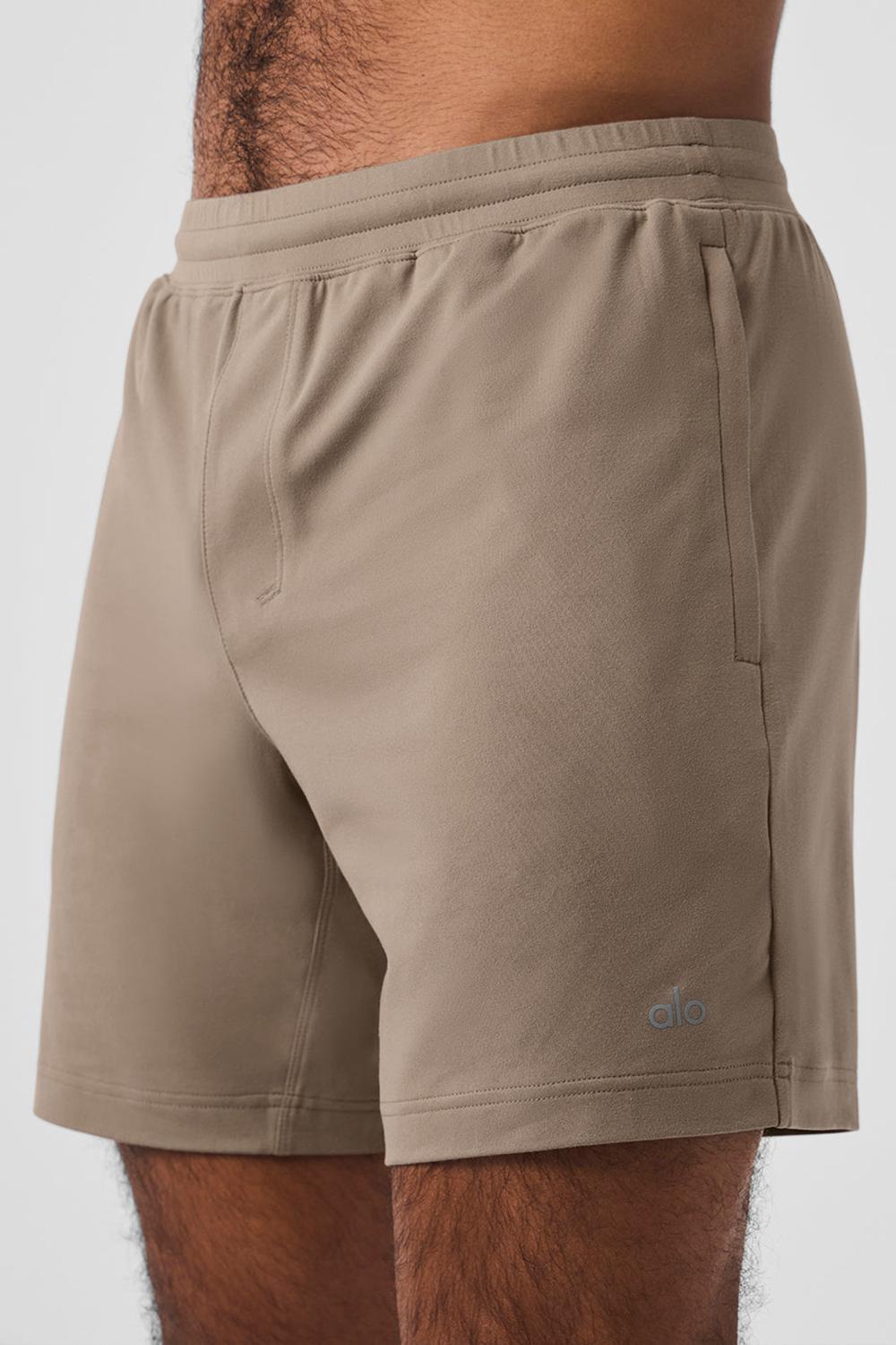 Short Alo Yoga 7