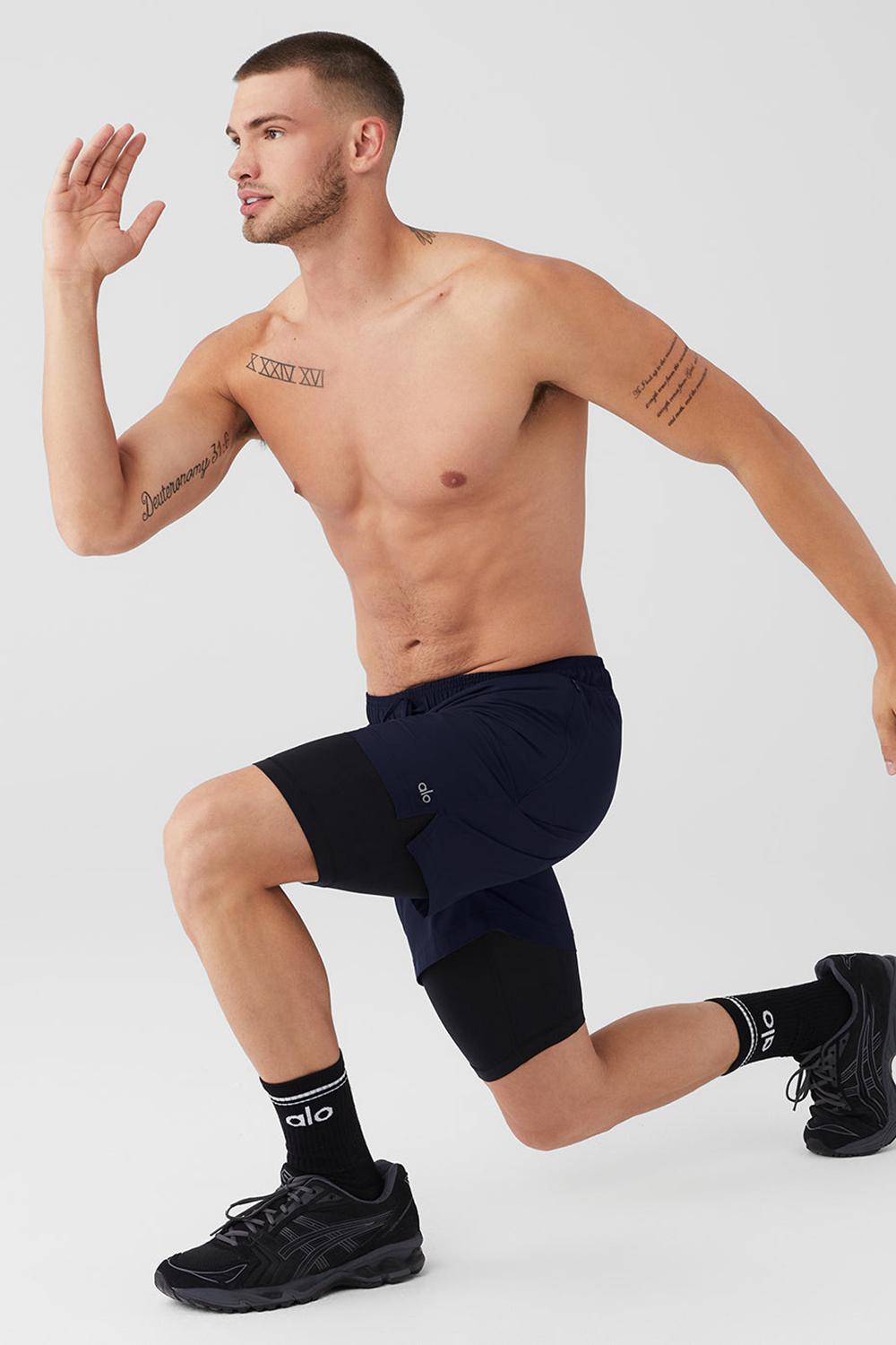 Short Alo Yoga 7'' Unity 2 In 1 Hombre Azul Marino Negras | Chile  10852-MVIA