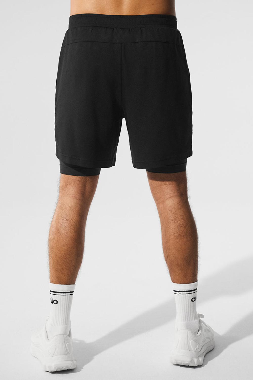 Short Alo Yoga Conquer React 2-In-1 Performance Hombre Negras Negras | Chile  57208-HPOU