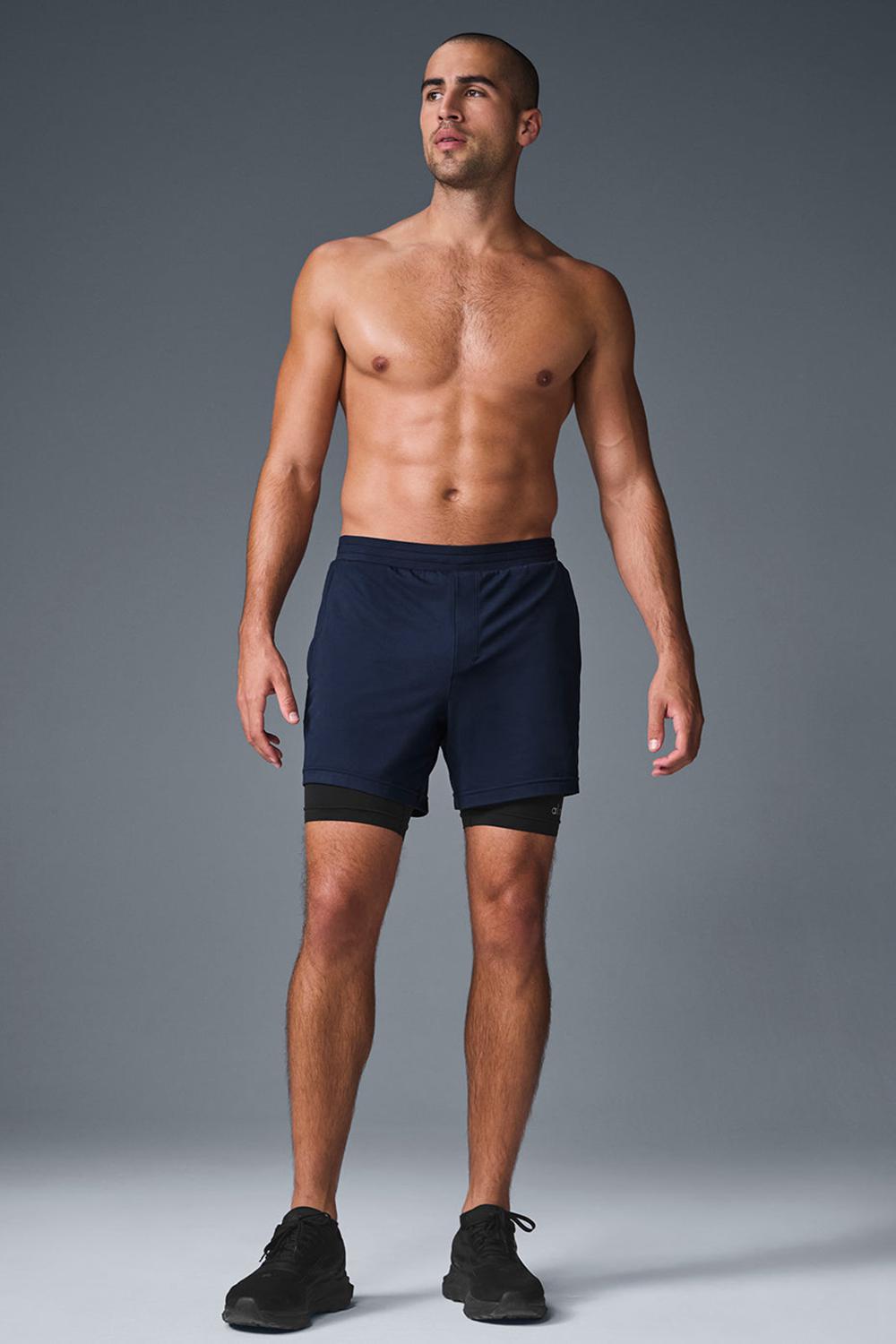 Short Alo Yoga Conquer React 2-In-1 Performance Hombre Azul Marino Negras | Chile  10328-XLFD