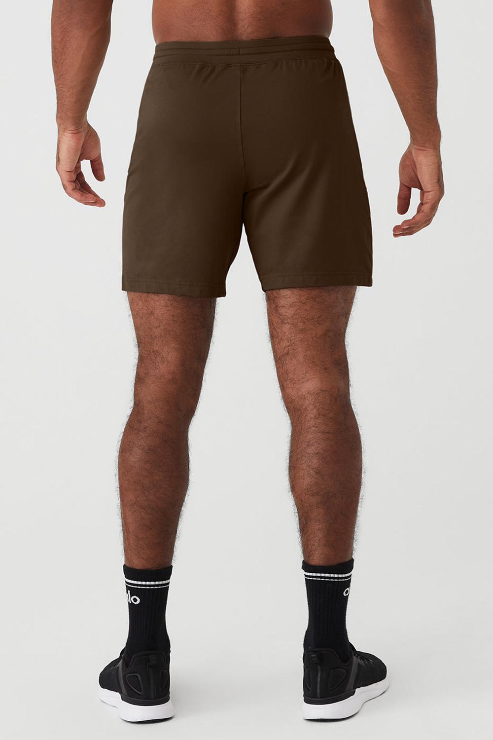 Short Alo Yoga Conquer Reform Hombre Espresso | Chile  81329-MJDL