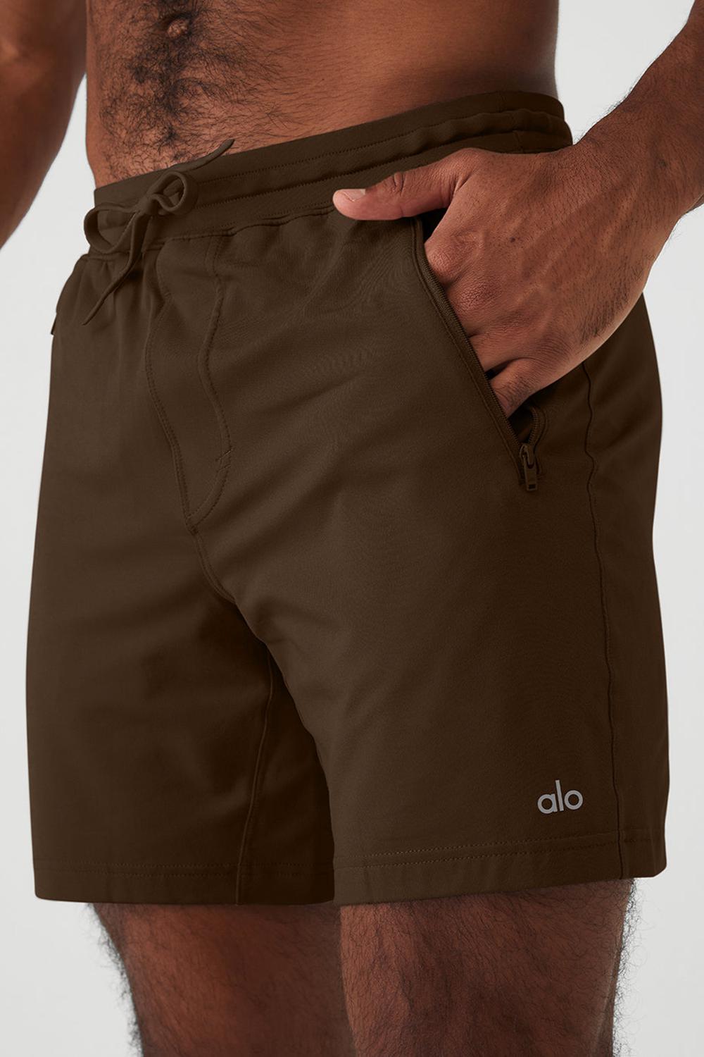 Short Alo Yoga Conquer Reform Hombre Espresso | Chile  81329-MJDL