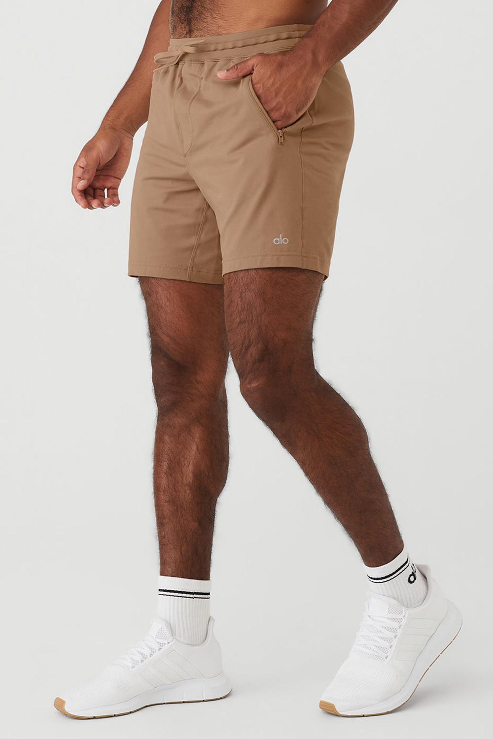 Short Alo Yoga Conquer Reform Hombre Gravel | Chile  71394-JFCS