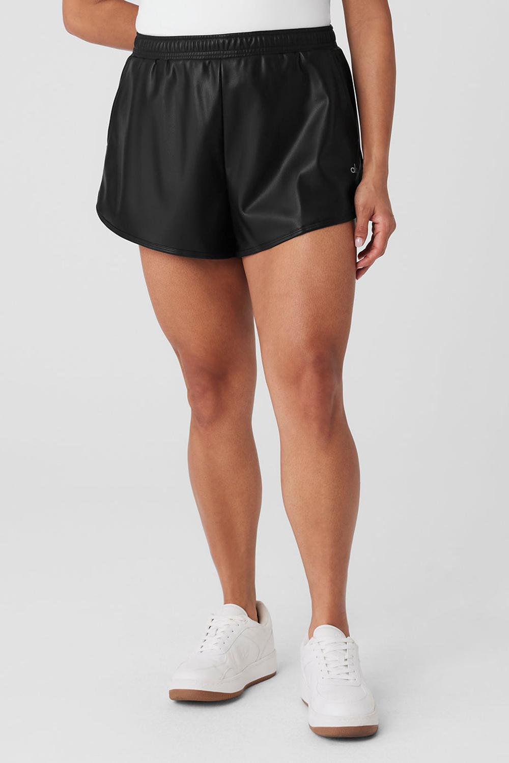 Short Alo Yoga Faux Leather Power Hour Mujer Negras | Chile  90487-TEVJ