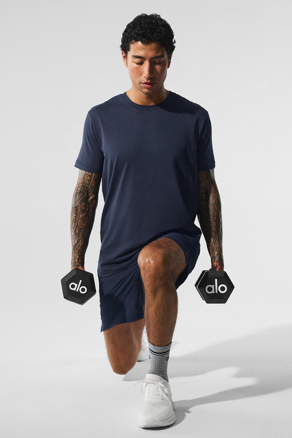 Short Sleeve Alo Yoga Conquer Reform Crewneck Hombre Azul Marino | Chile  61847-TLPO